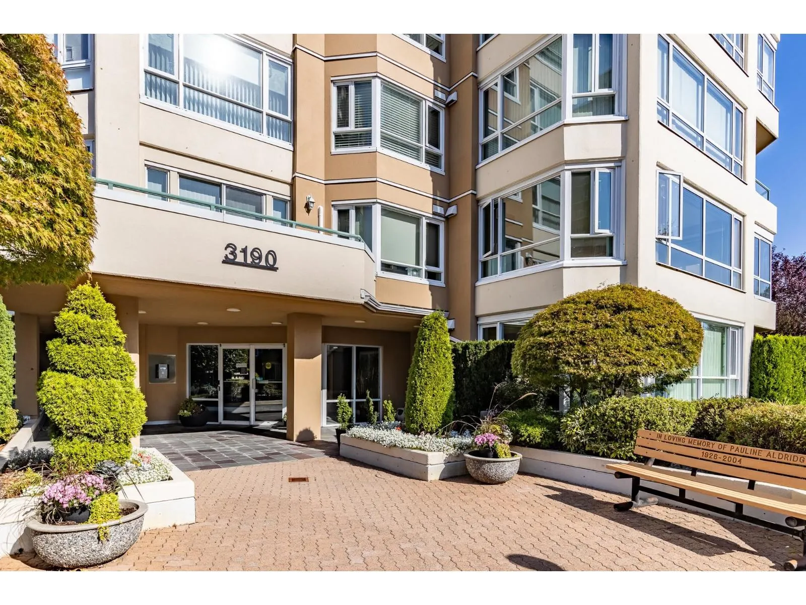 1501 3190 GLADWIN ROAD