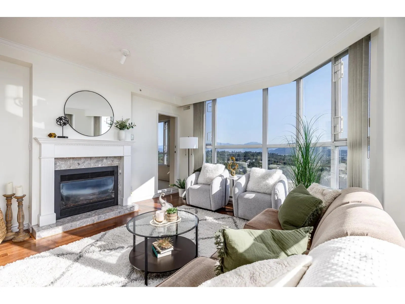 1501 3190 GLADWIN ROAD