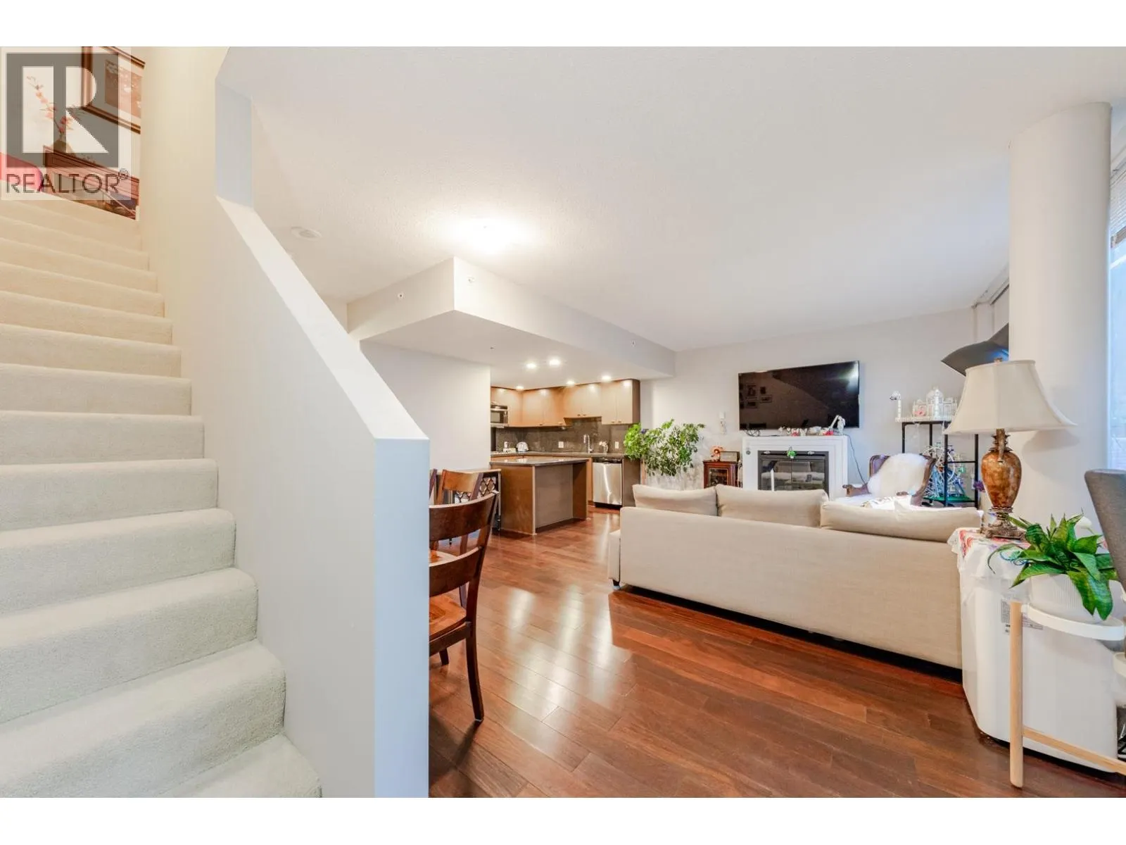 1805 6333 KATSURA STREET