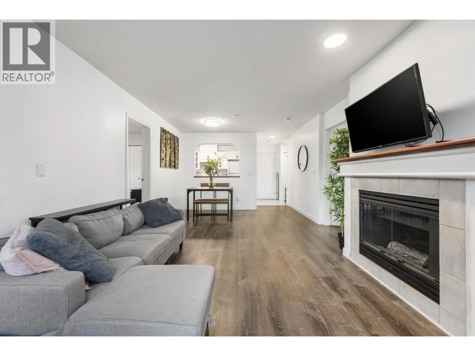 104 12633 NO 2 ROAD