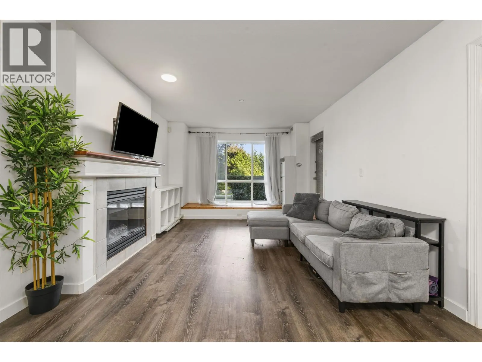 104 12633 NO 2 ROAD