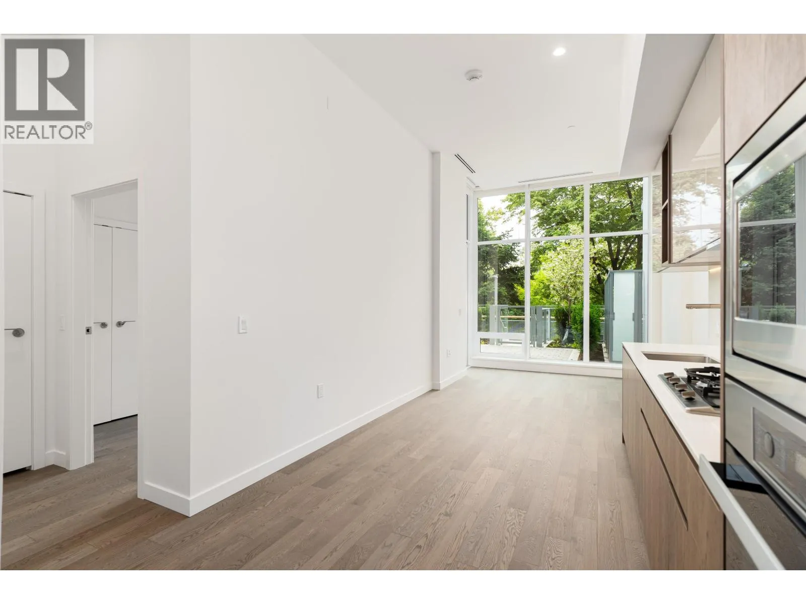 108 6833 PEARSON WAY