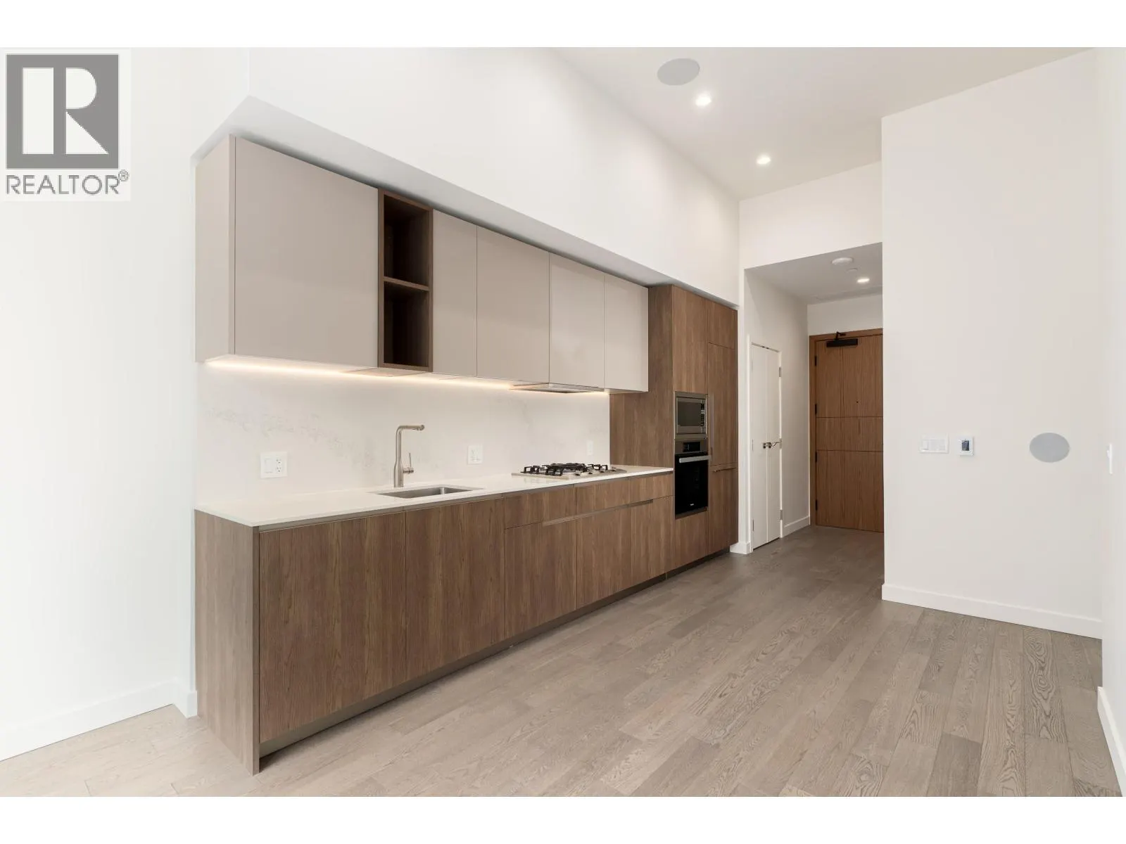 108 6833 PEARSON WAY