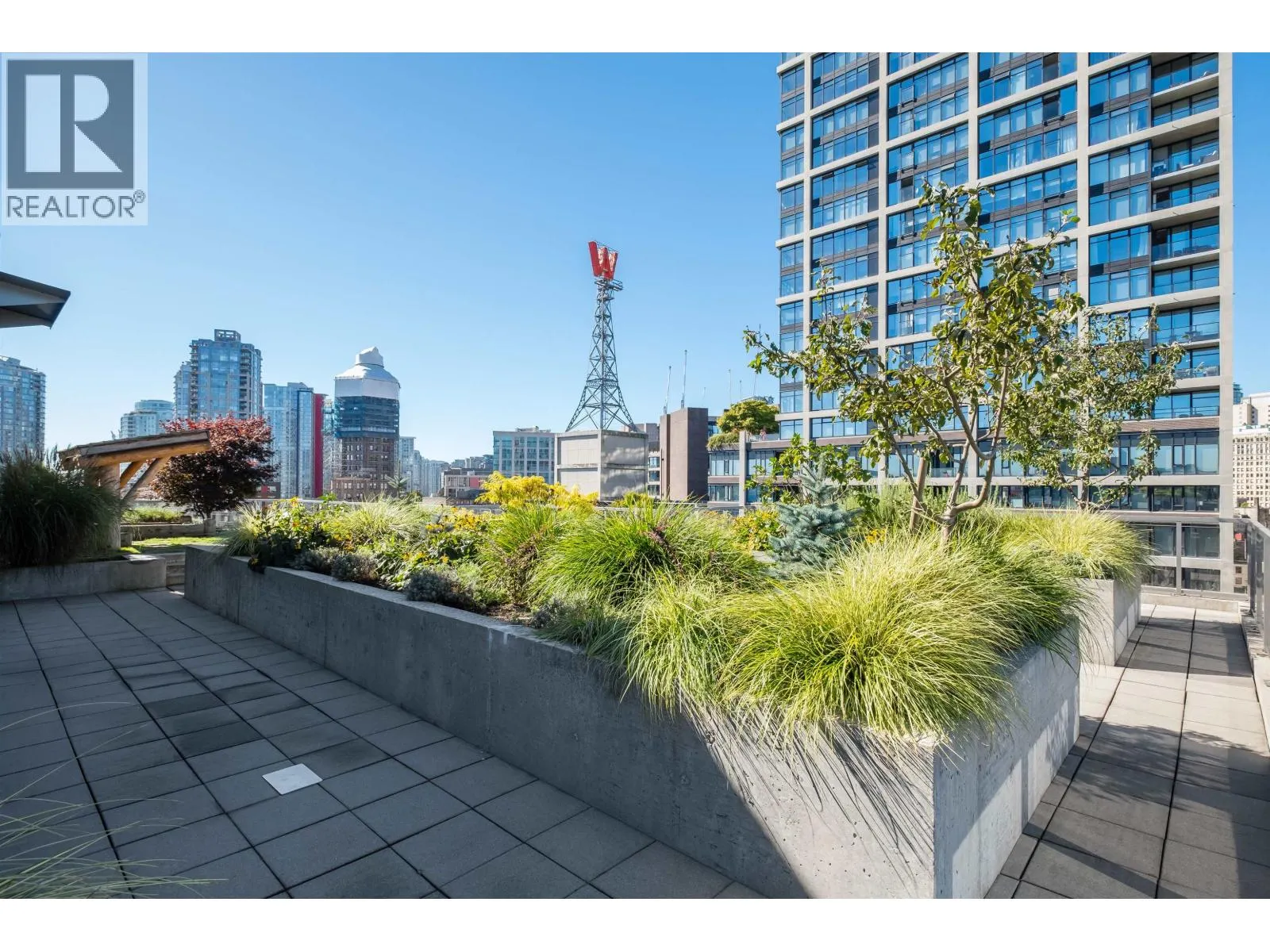606 66 W CORDOVA STREET