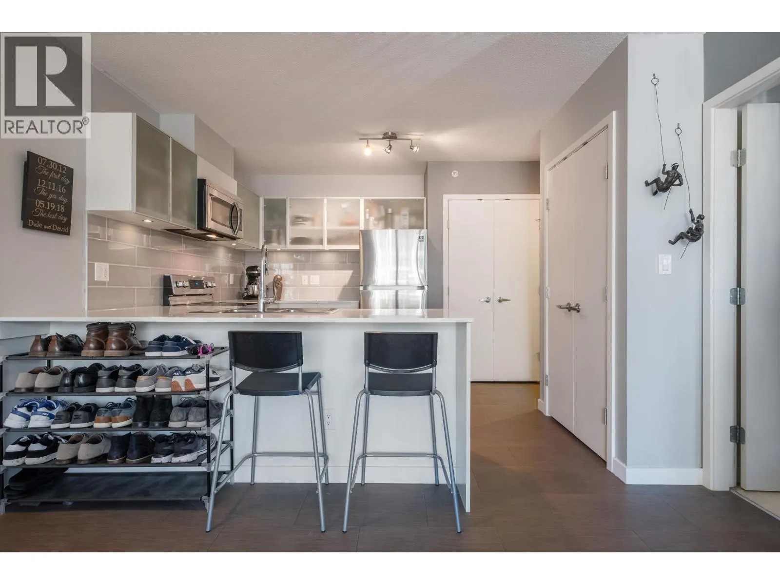 606 66 W CORDOVA STREET