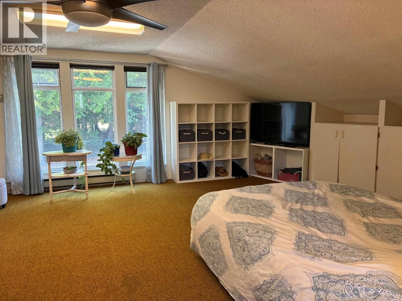 9360 PARKSVILLE DRIVE