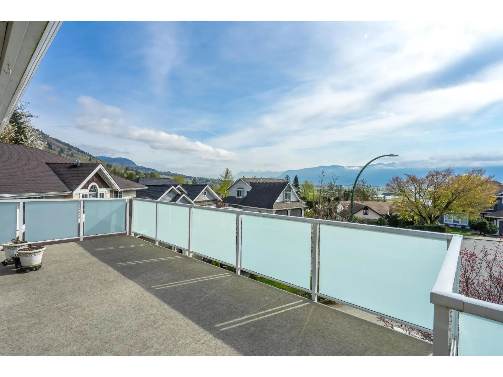 2245 FOOTHILLS COURT
