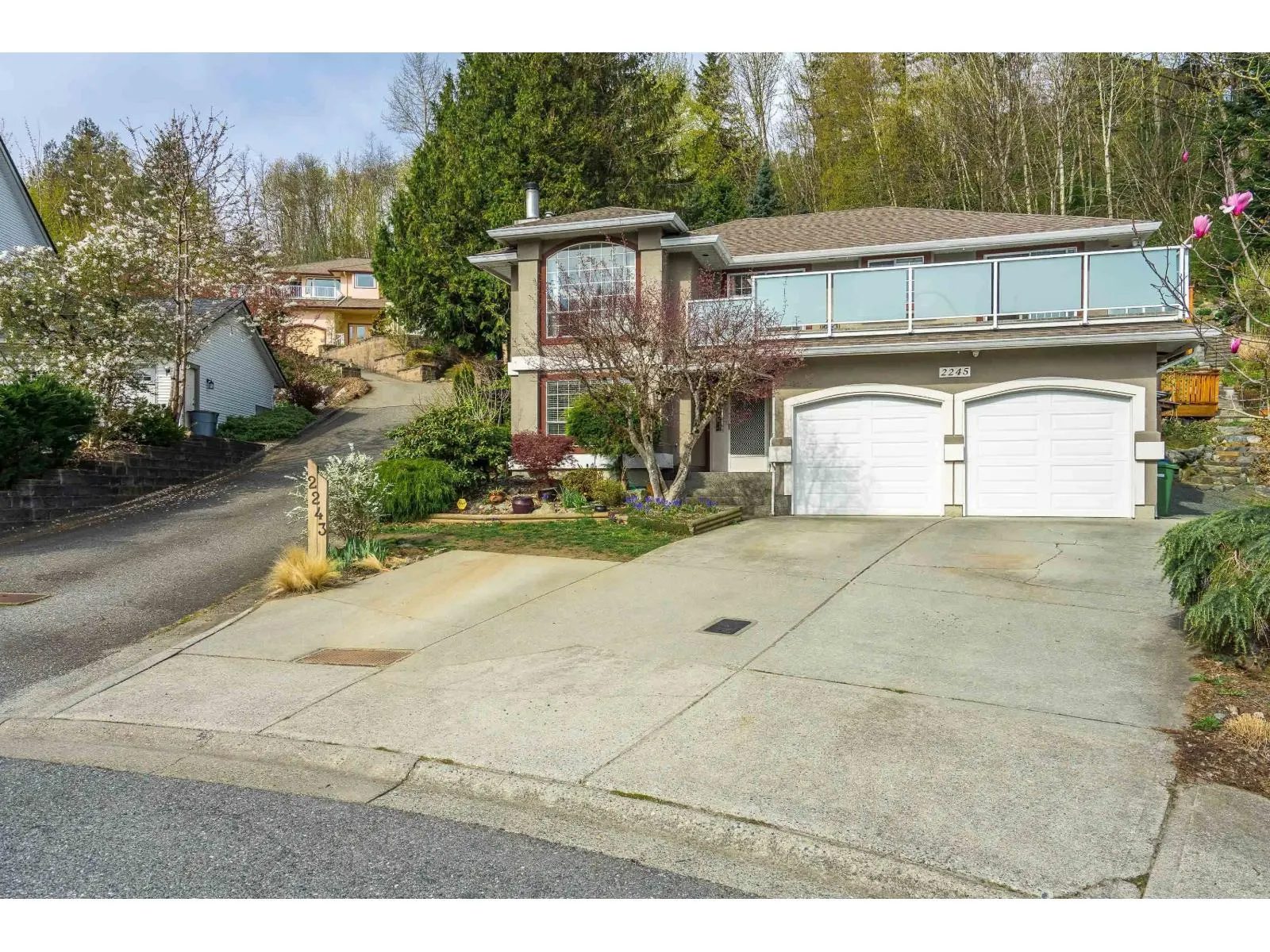2245 FOOTHILLS COURT