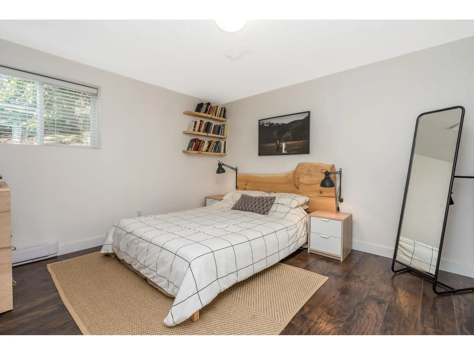 2245 FOOTHILLS COURT