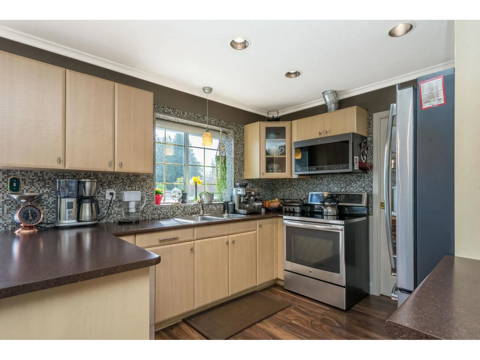 2245 FOOTHILLS COURT
