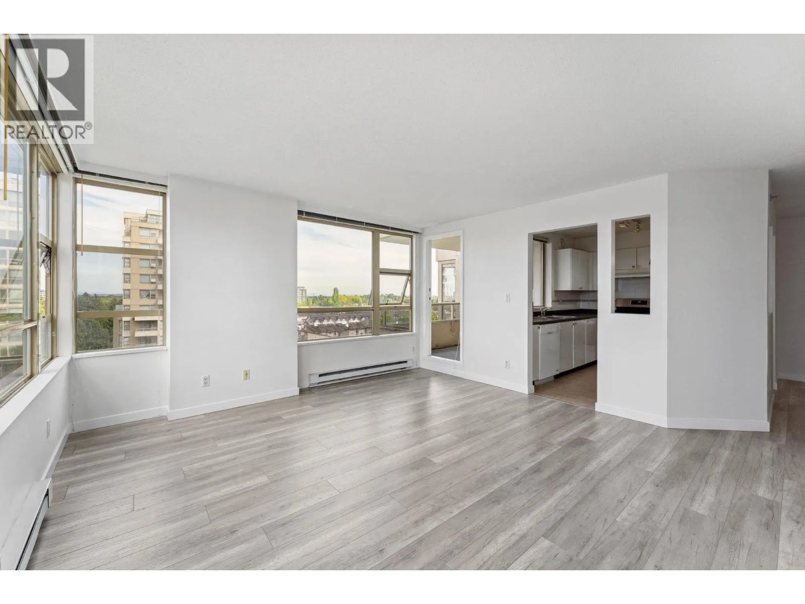 1105 8238 SABA ROAD