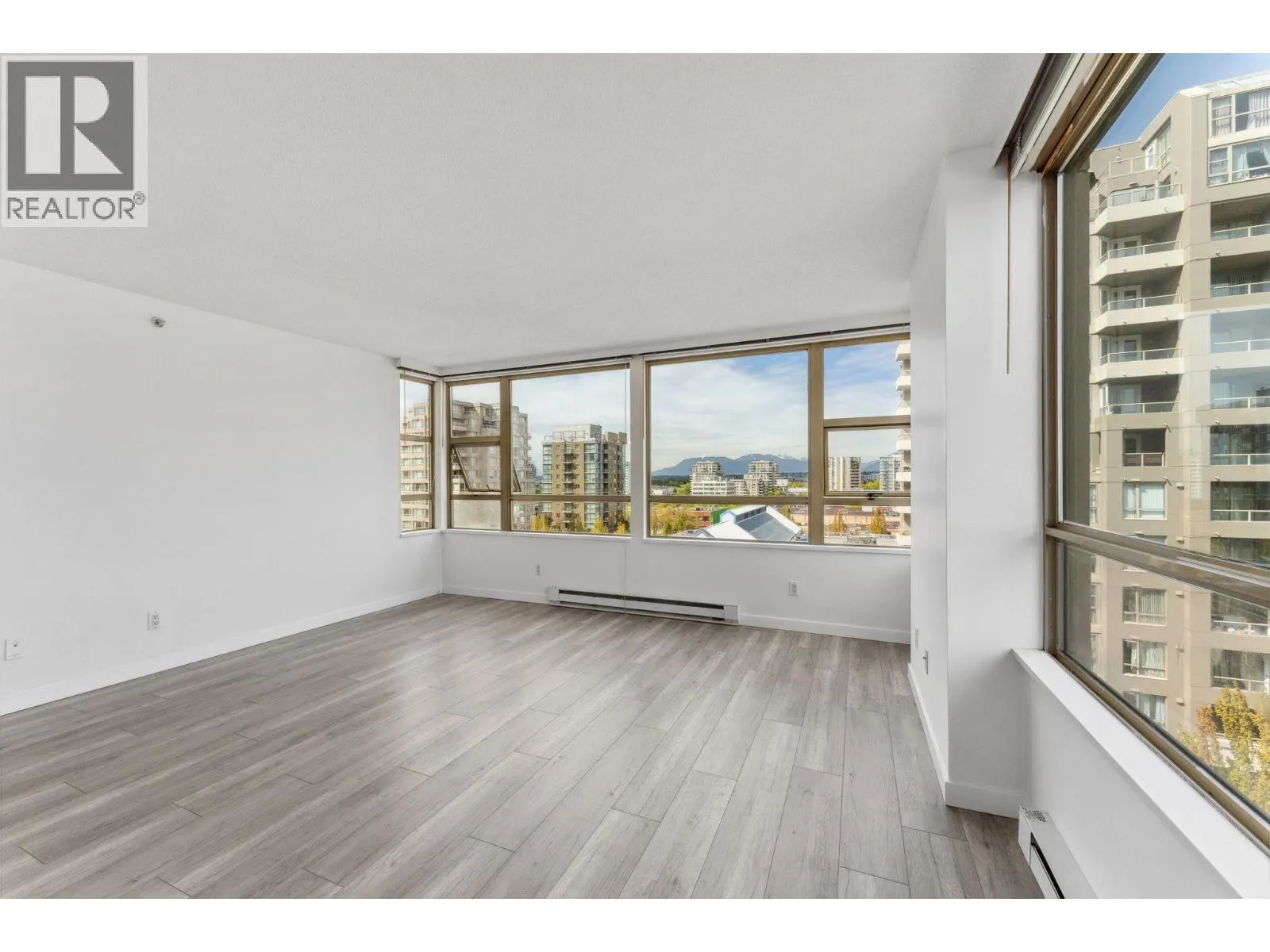 1105 8238 SABA ROAD
