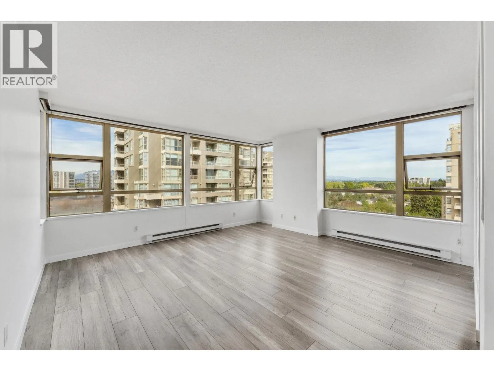 1105 8238 SABA ROAD