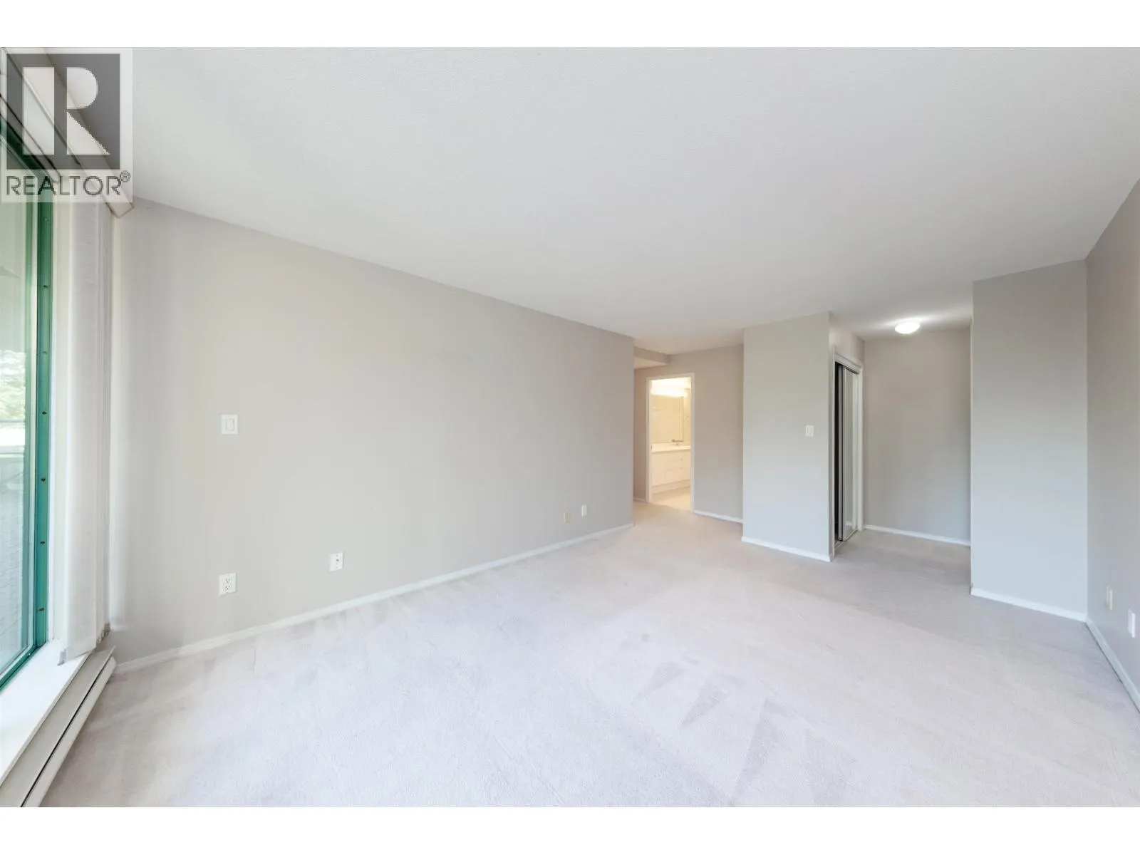 201 5899 WILSON AVENUE
