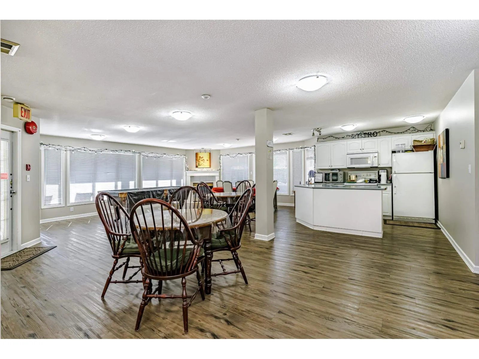 101 17727 58 AVENUE