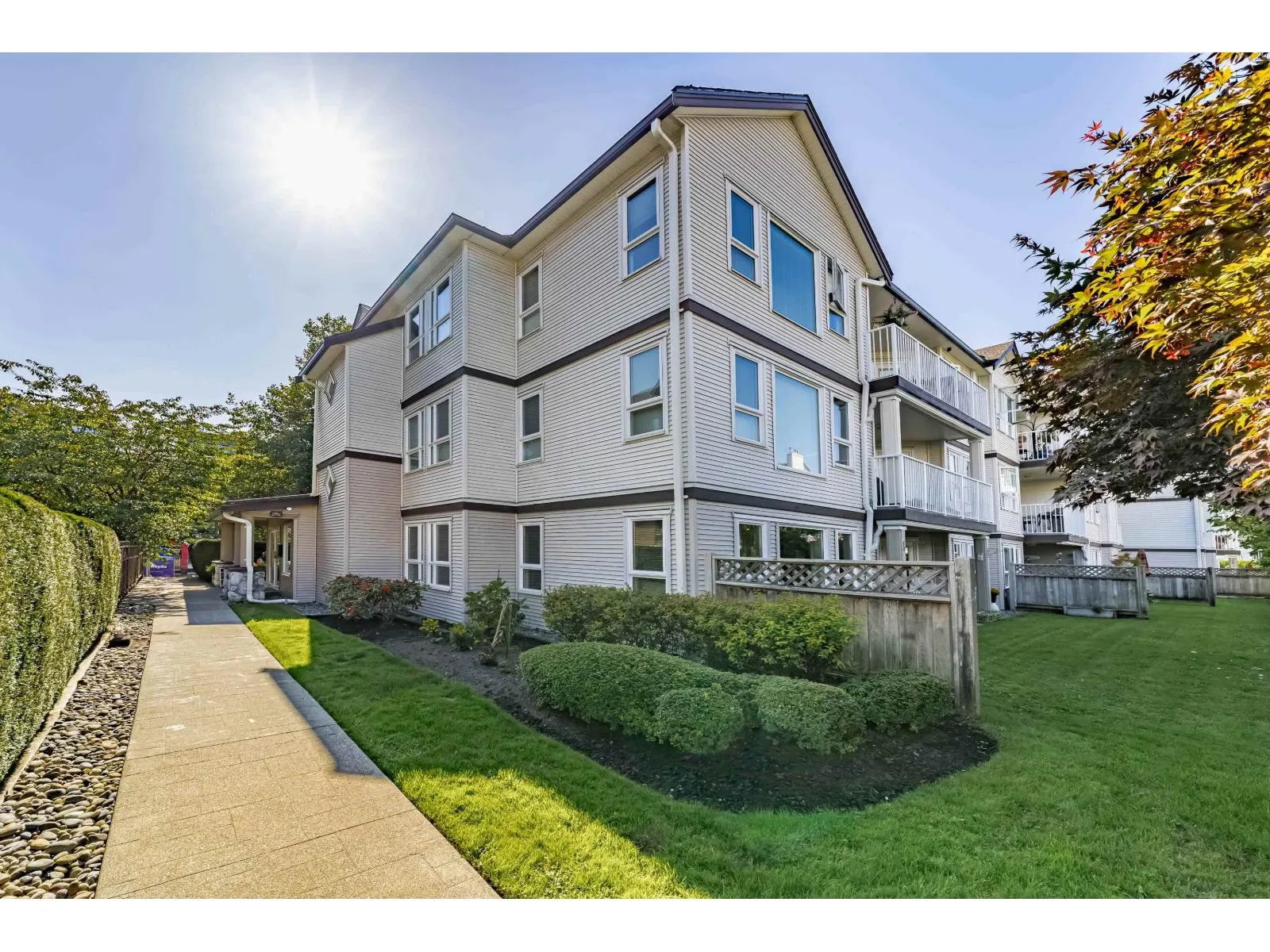101 17727 58 AVENUE