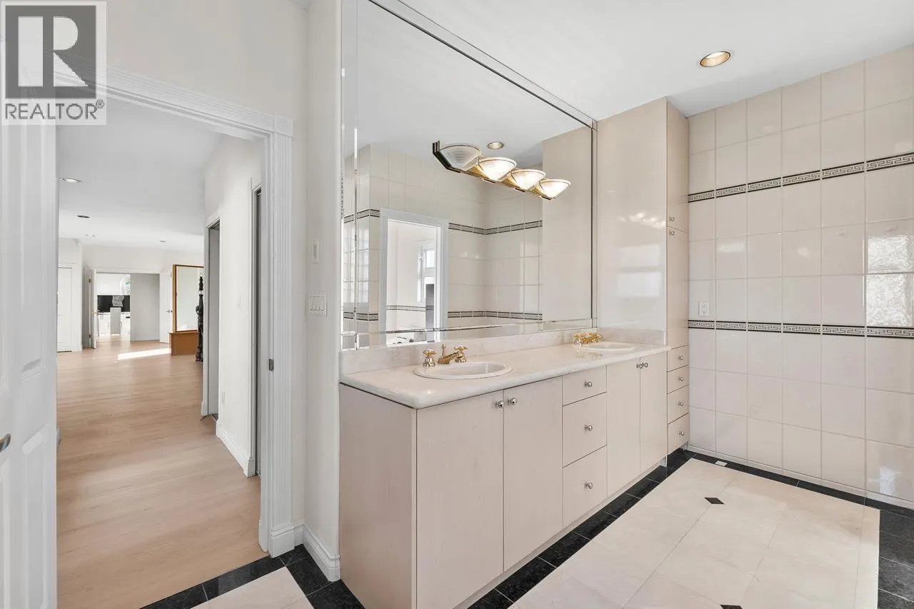 6711 CHATTERTON ROAD