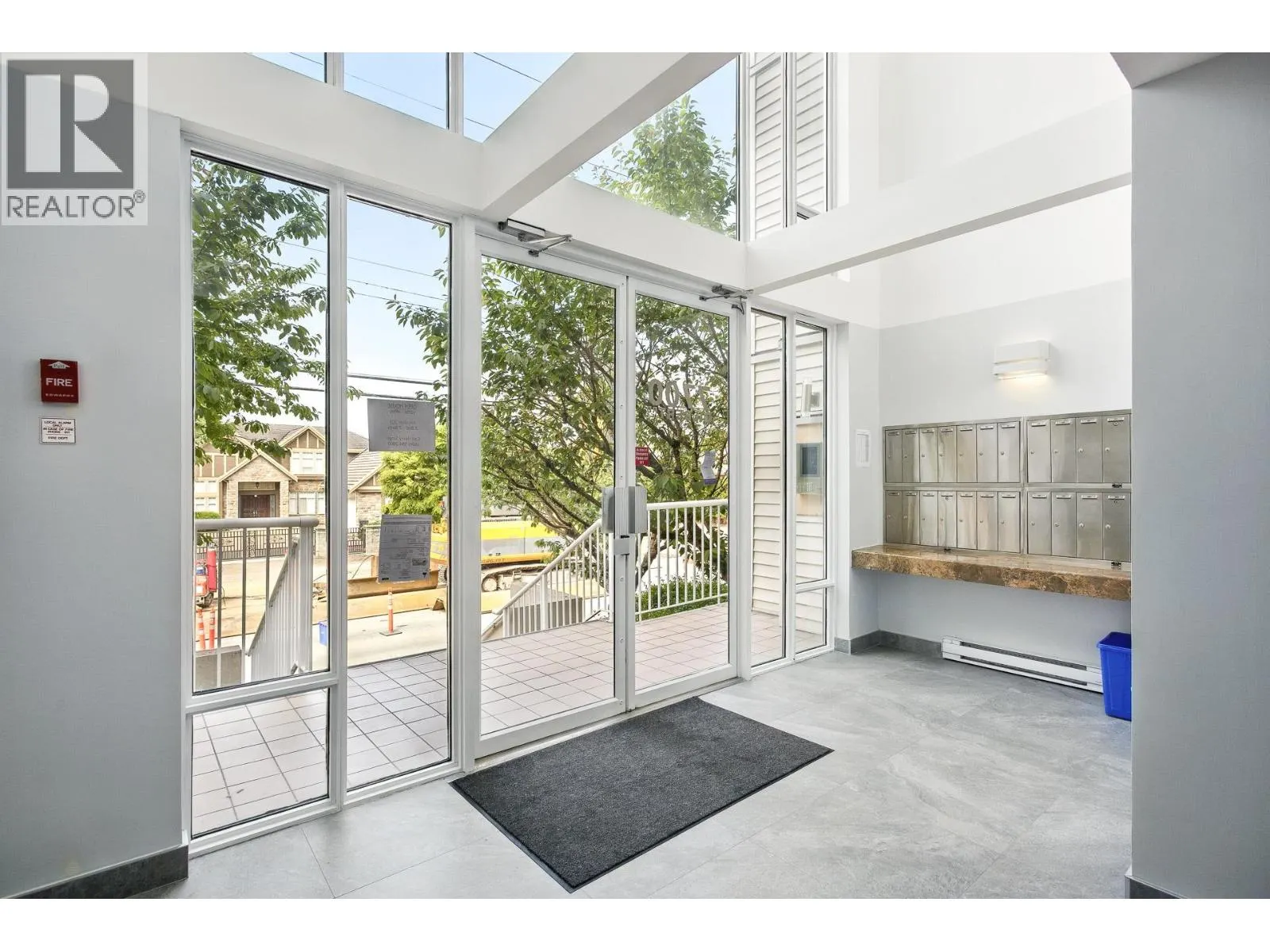 303 7700 GILBERT ROAD