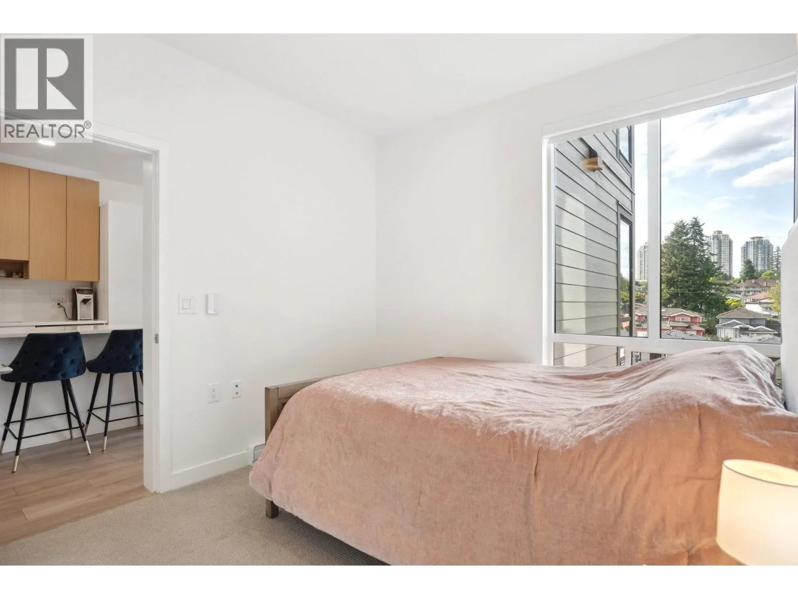 420 7599 15TH STREET