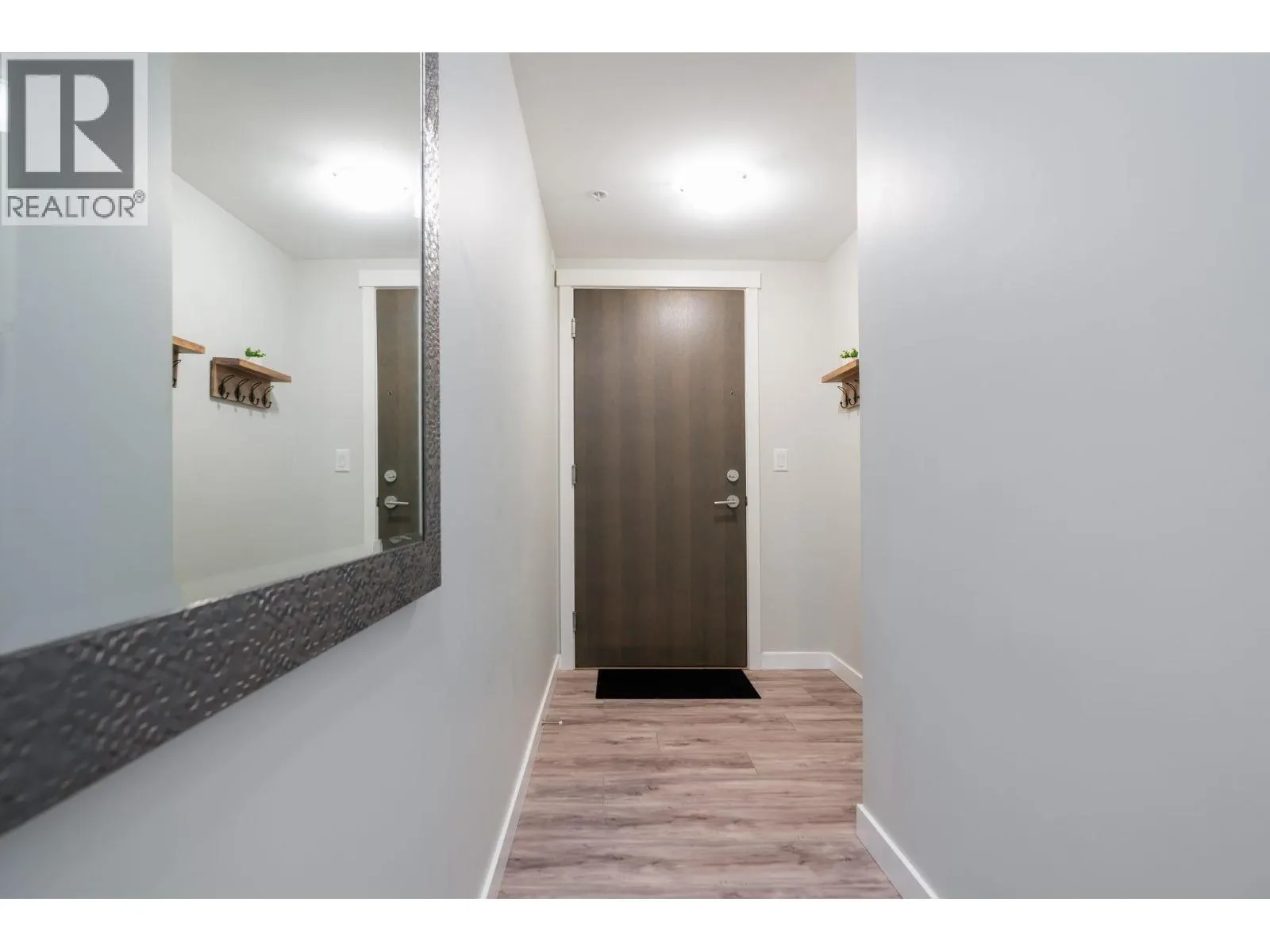 605 3281 E KENT AVENUE NORTH