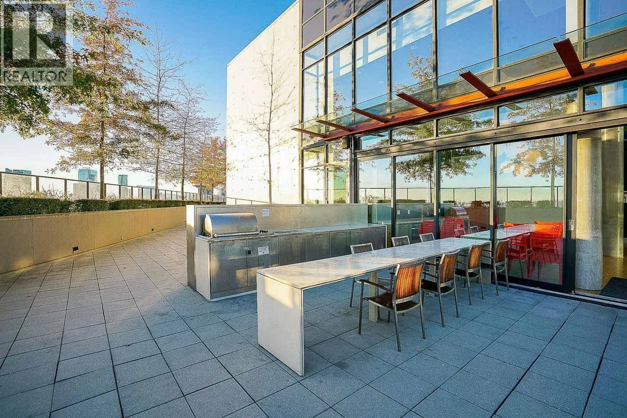 2305 108 W CORDOVA STREET