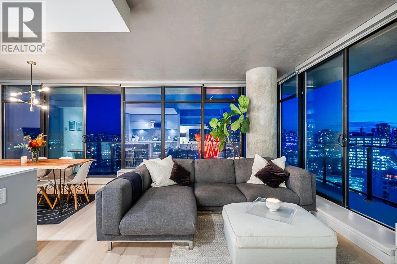 2305 108 W CORDOVA STREET