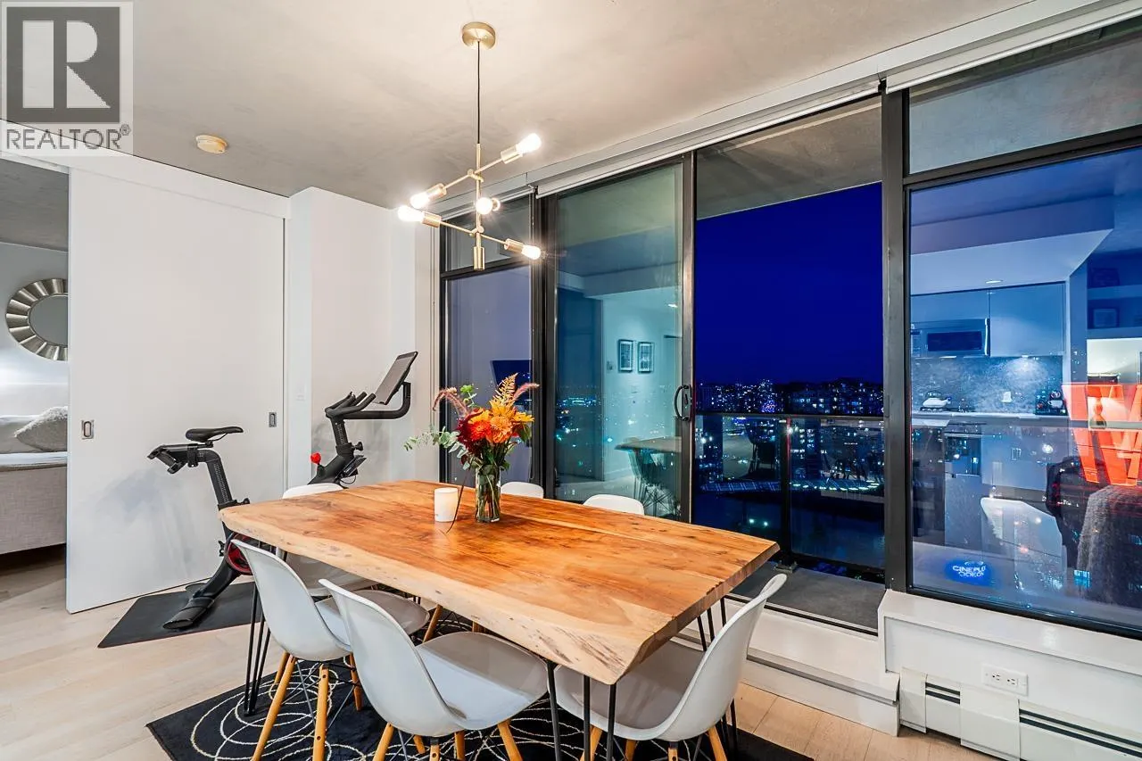 2305 108 W CORDOVA STREET