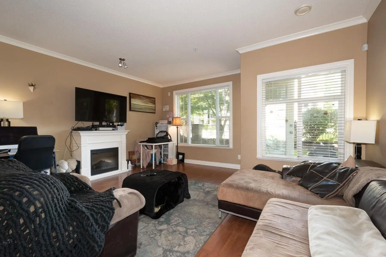 101 20286 53A AVENUE