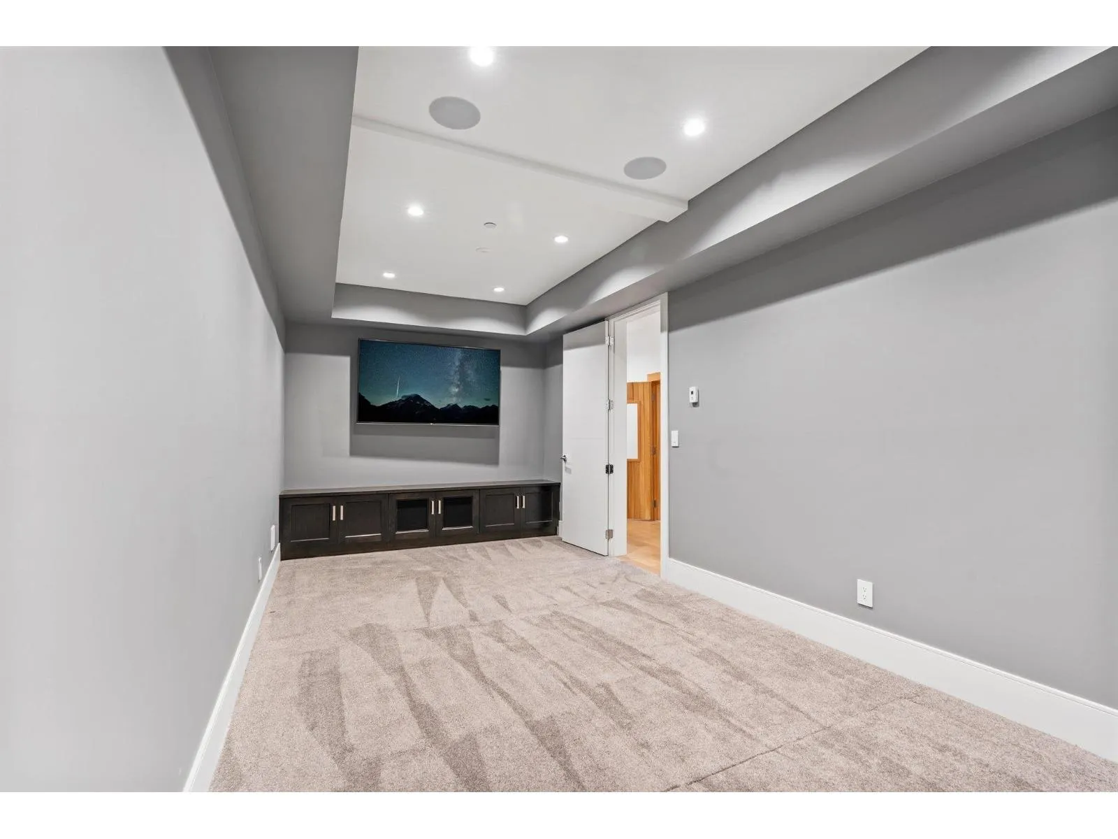 14857 BUENA VISTA