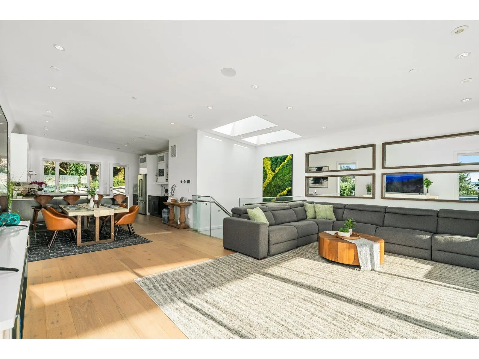 14857 BUENA VISTA