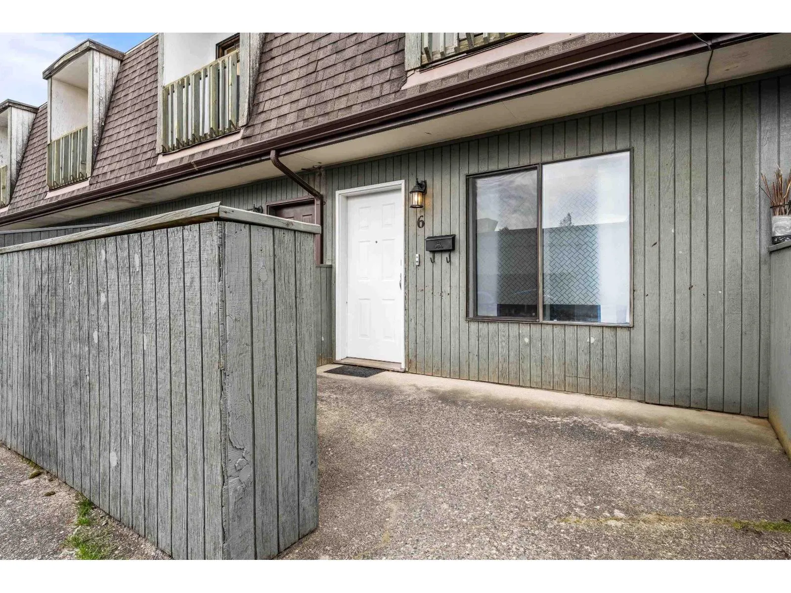 6 45882 CHEAM AVENUE|Chilliwack Downtown