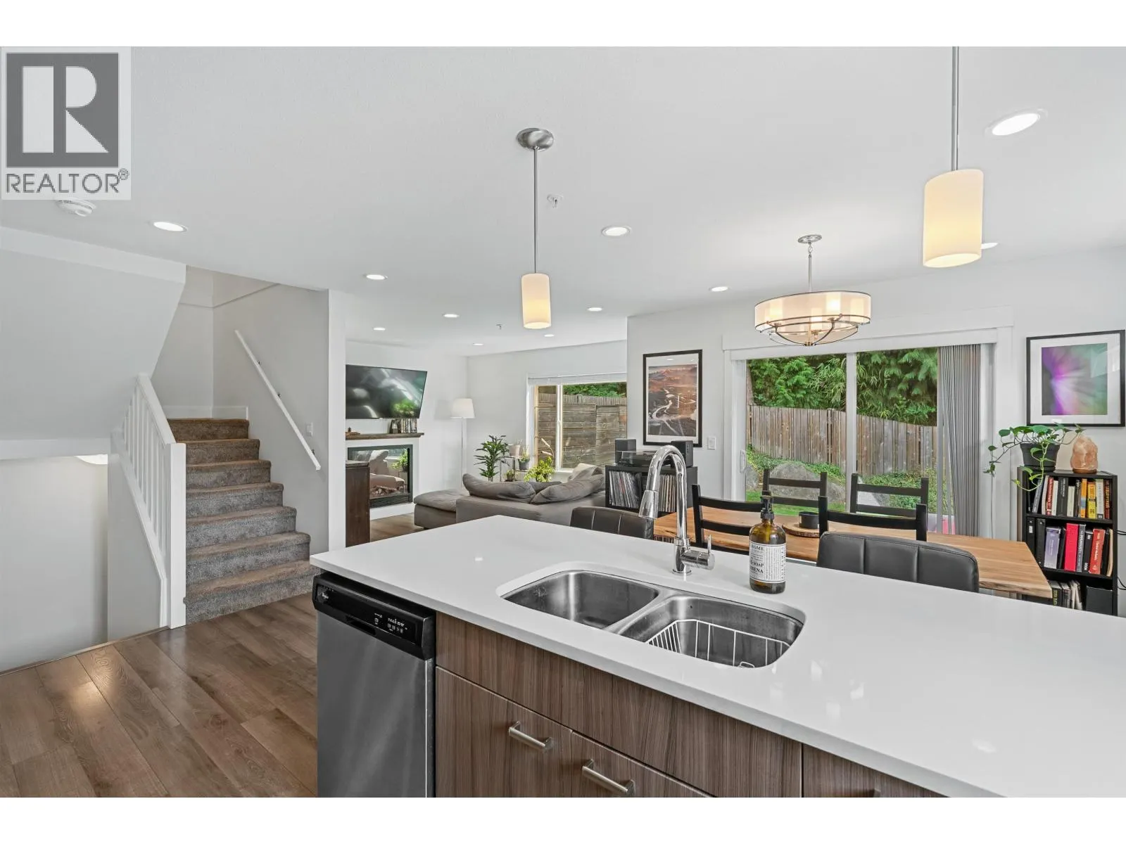 34 23651 132 AVENUE