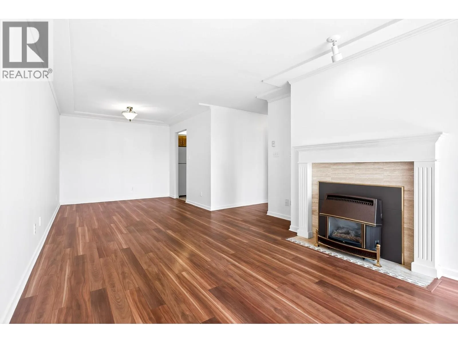 301 11601 227 STREET