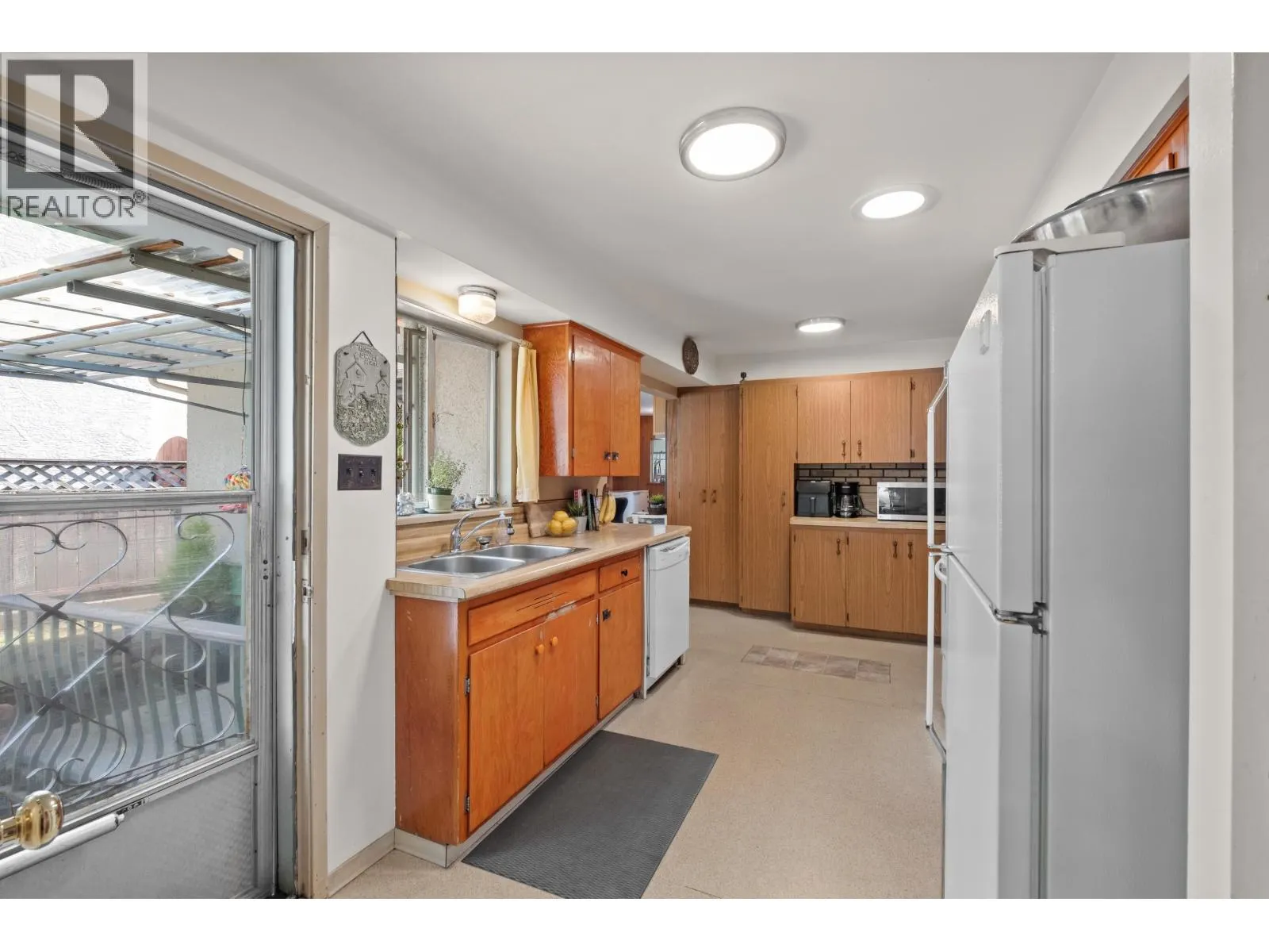 2239 WINDRIDGE DRIVE