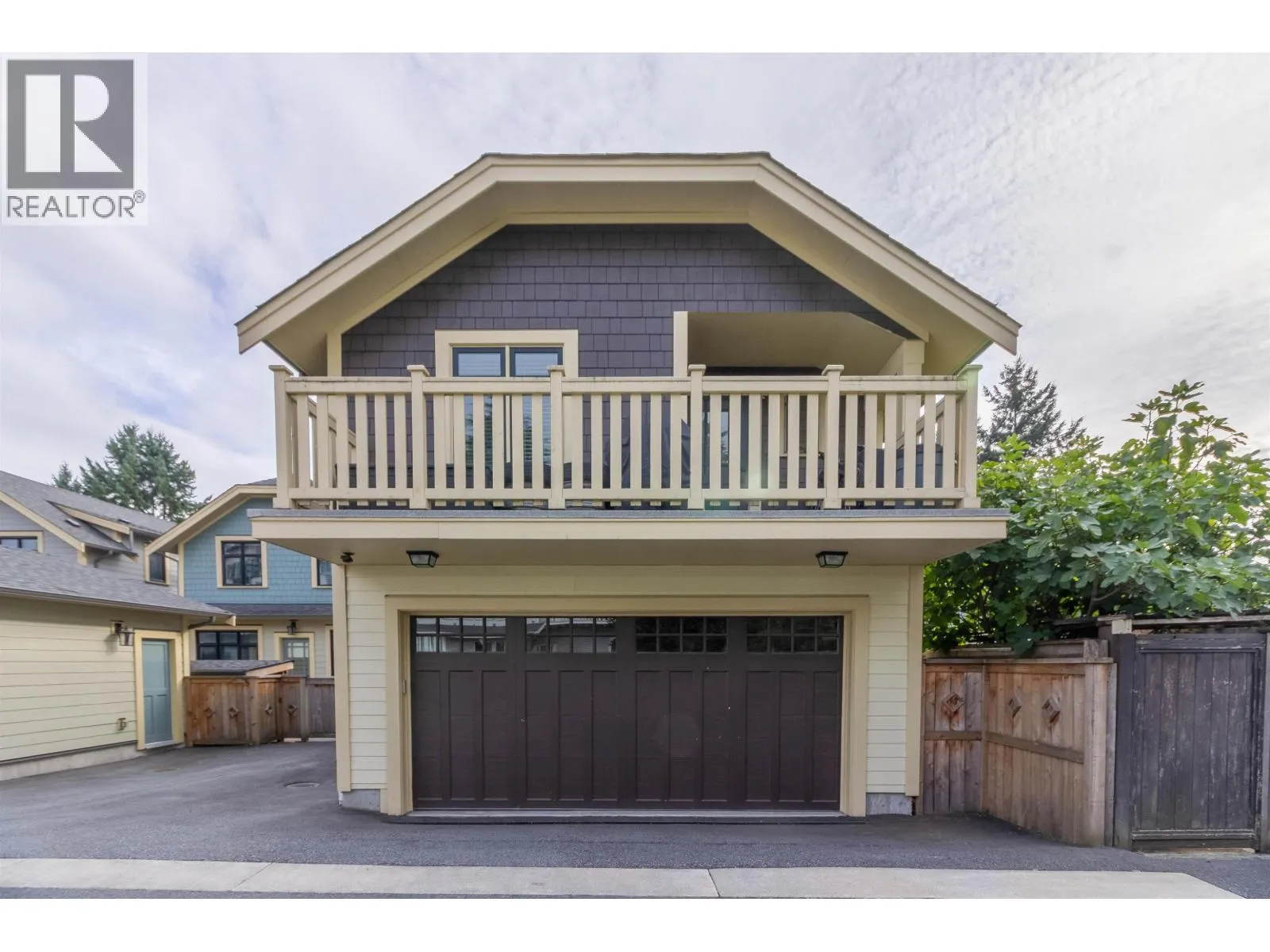 903 WALLS AVENUE