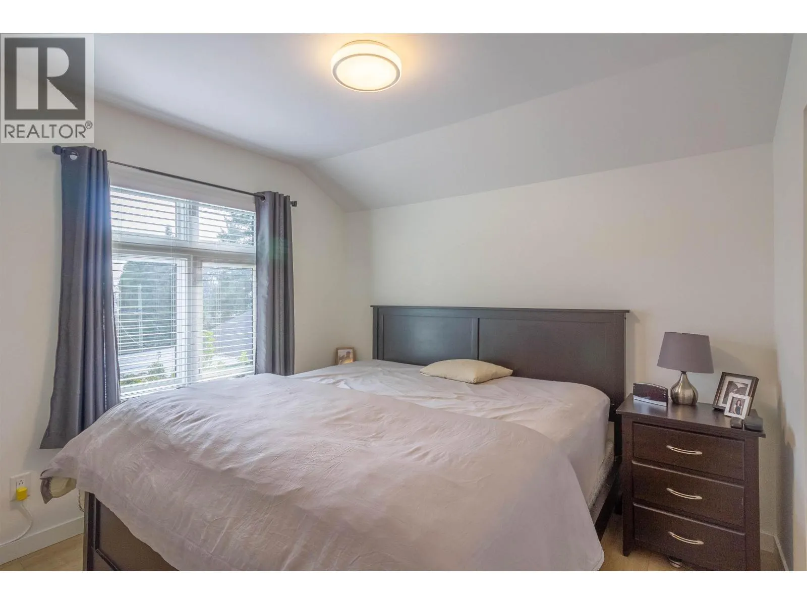 903 WALLS AVENUE