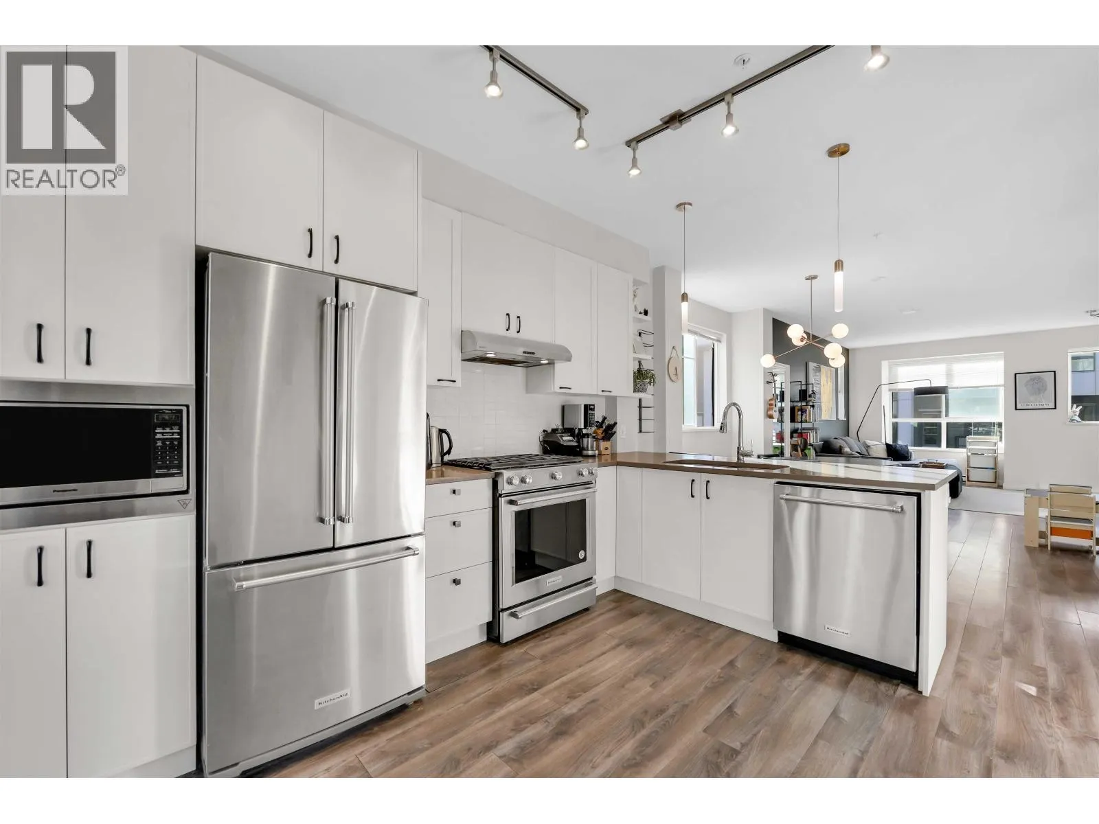38344 SUMMITS VIEW DRIVE