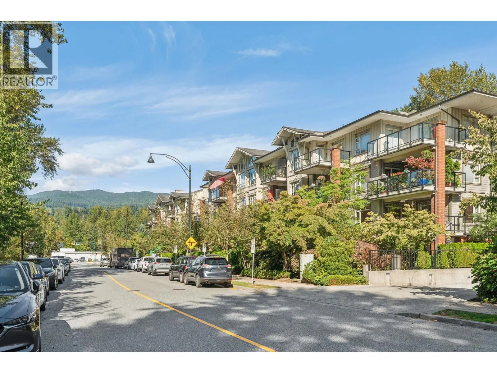 219 100 CAPILANO ROAD