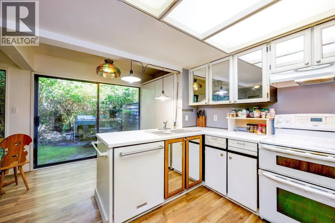873 HENDECOURT ROAD