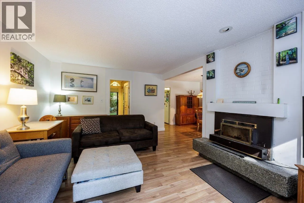 873 HENDECOURT ROAD