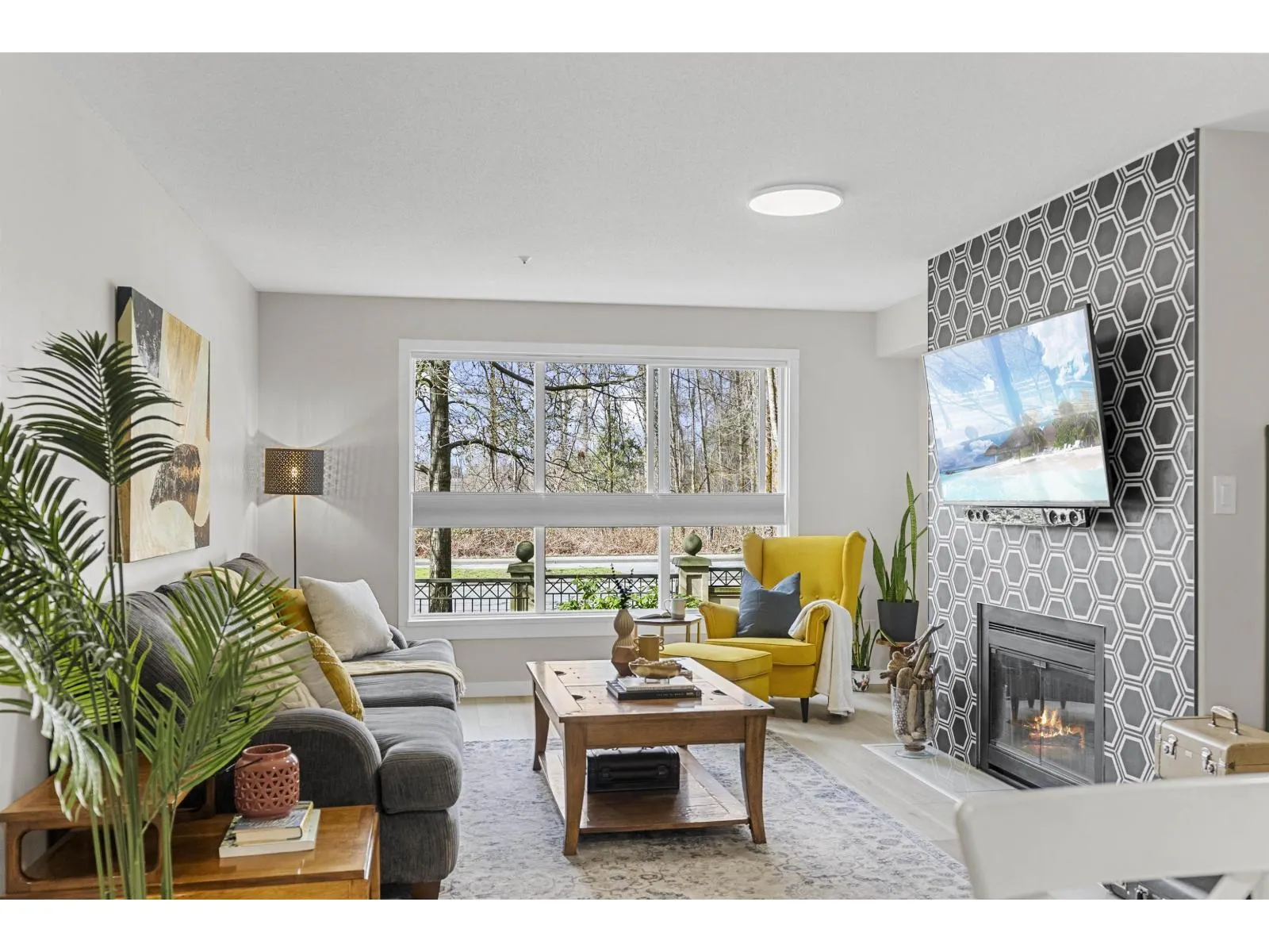 210 13860 70 AVENUE