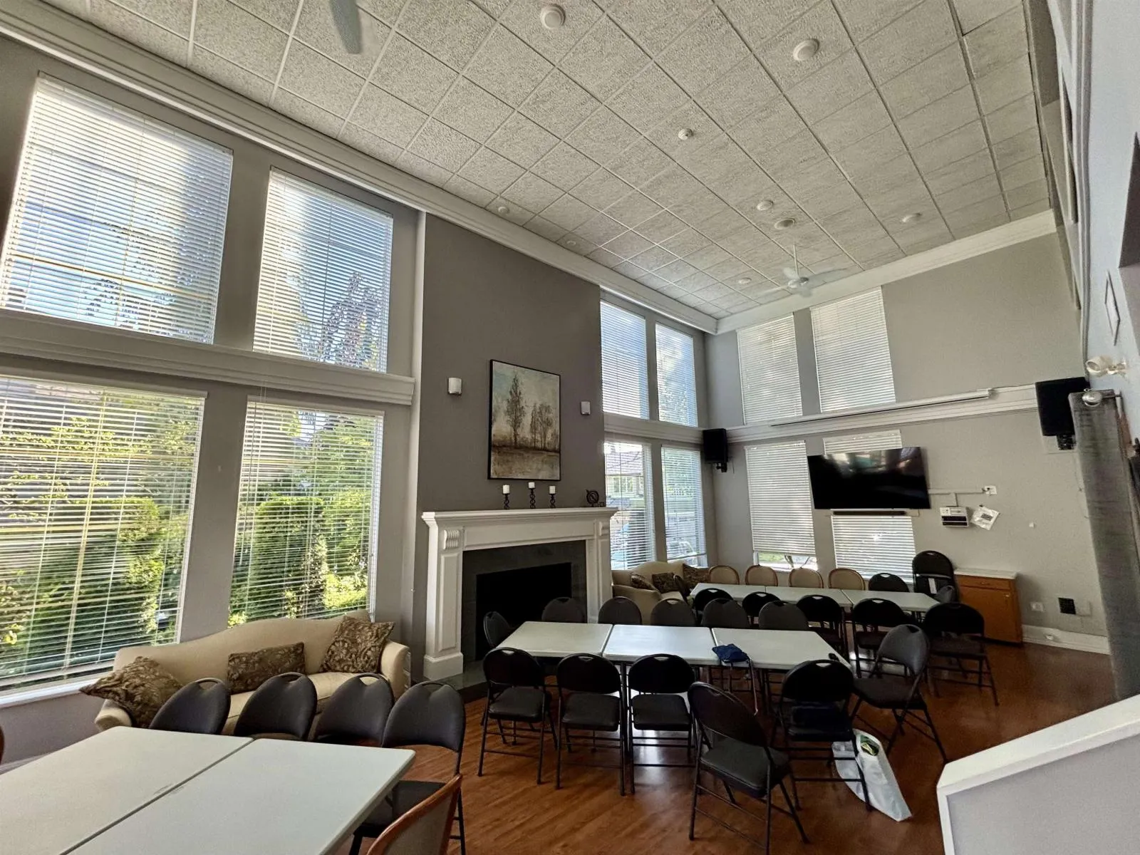 210 13860 70 AVENUE