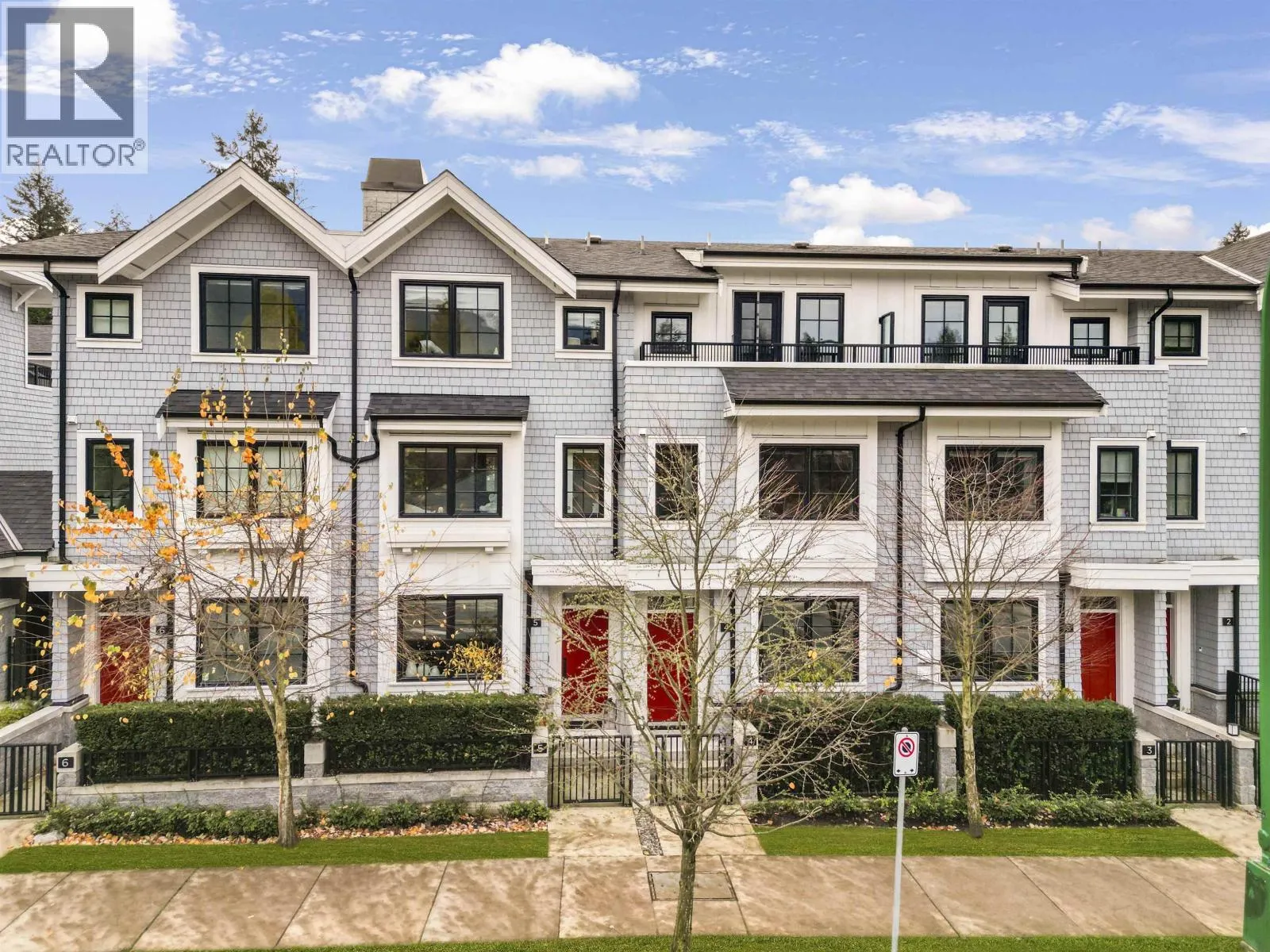5 1133 RIDGEWOOD DRIVE
