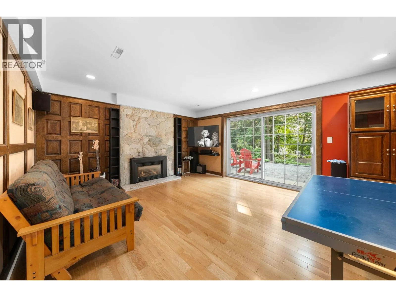 1967 HYANNIS DRIVE