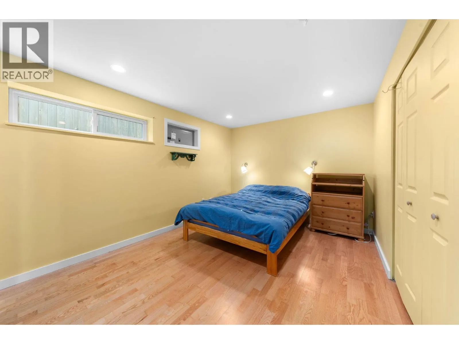 1967 HYANNIS DRIVE