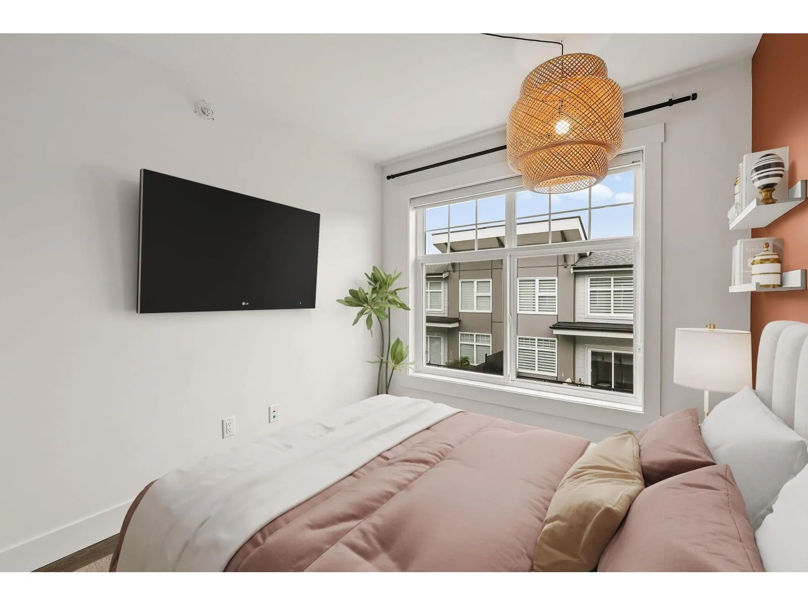 #17 22334 48 AVENUE