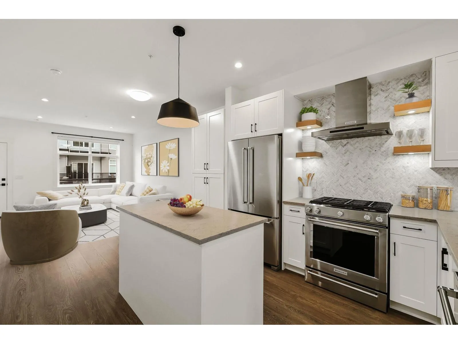 #17 22334 48 AVENUE