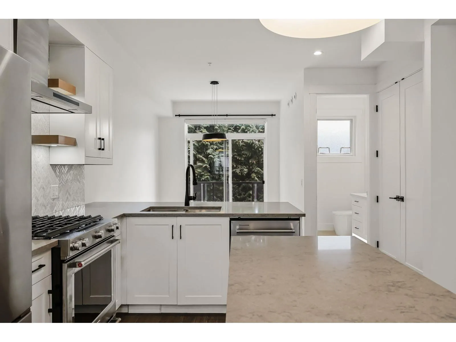 #17 22334 48 AVENUE