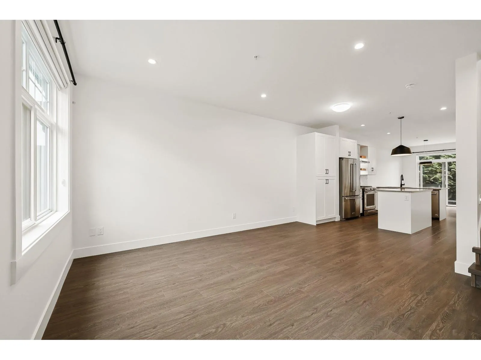 #17 22334 48 AVENUE