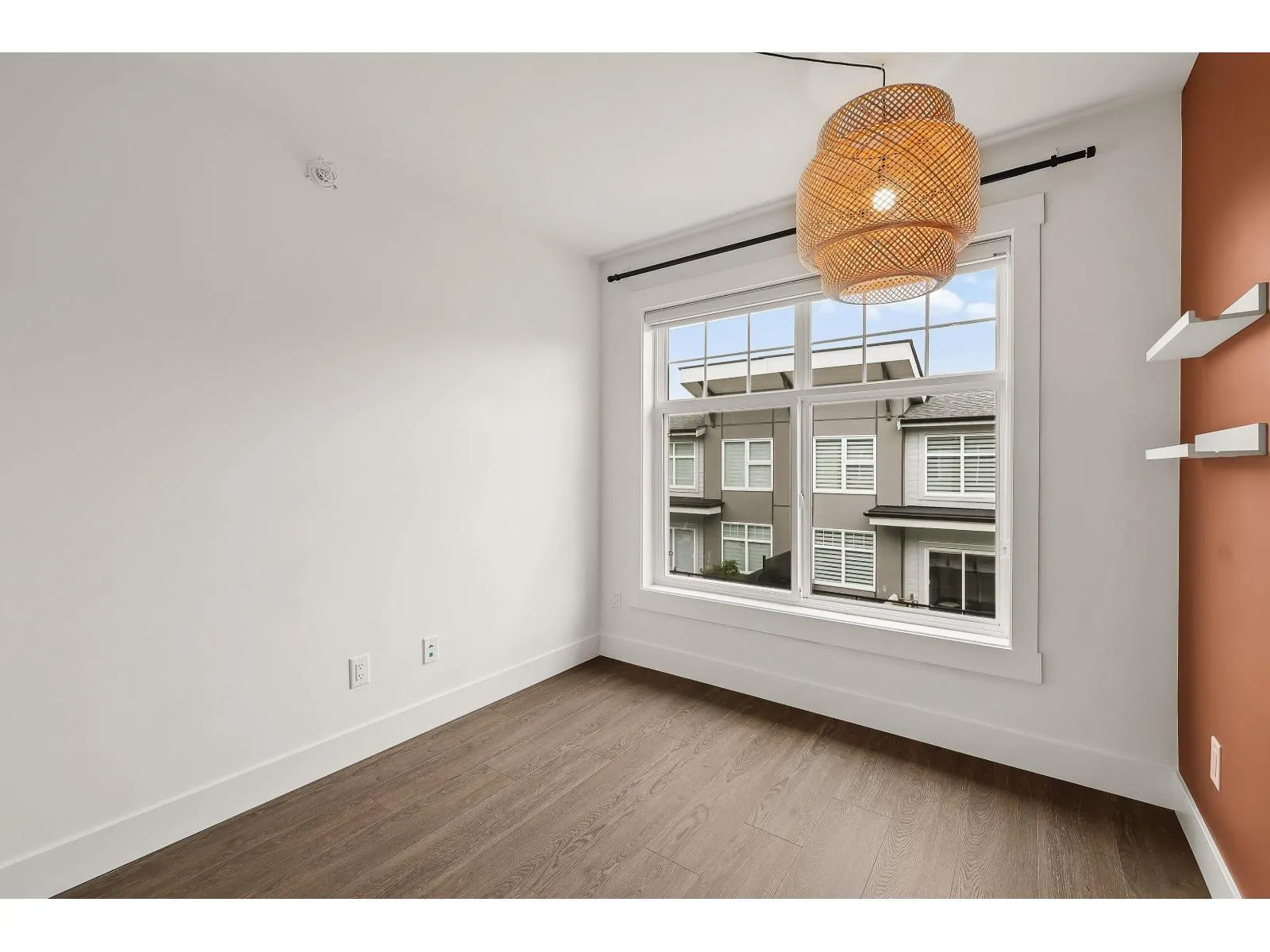 #17 22334 48 AVENUE